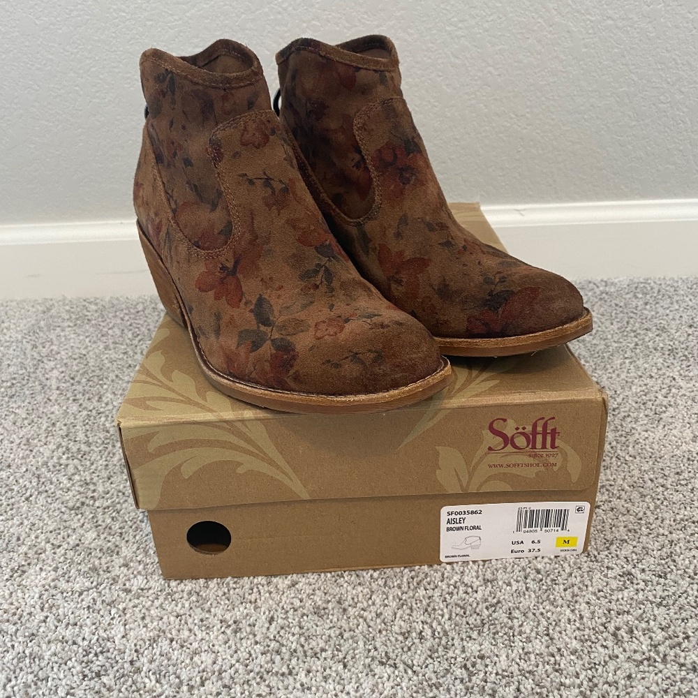 Sofft Aisley Ankle Boot